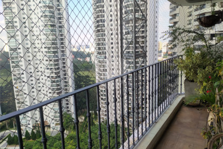 Apartamento à venda com 4 suítes em Jardim Marajoara, São Paulo, SP