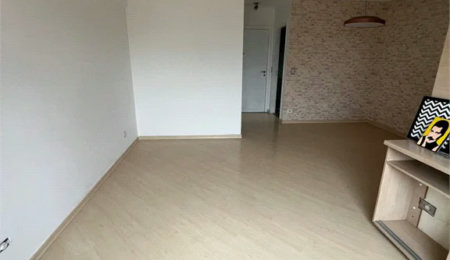 Apartamento à venda com 2 quartos, sendo 1 suíte,  em Jardim Ester, São Paulo, SP