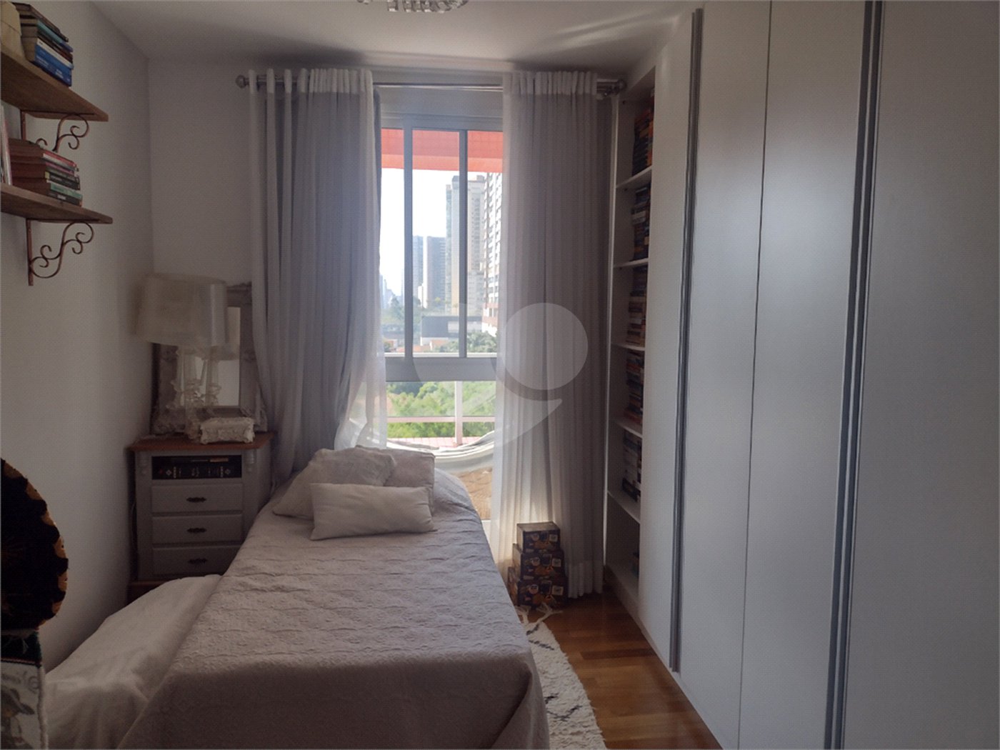 Apartamento à venda com 2 suítes em Campo Belo, São Paulo, SP