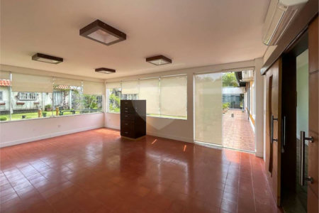 Casa à venda com 4 suítes no condomínio Miollo da Granja, Cotia - SP