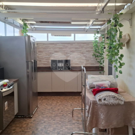 Casa à venda com 3 suítes no condomínio Villa das Flores, Mogi das Cruzes - SP