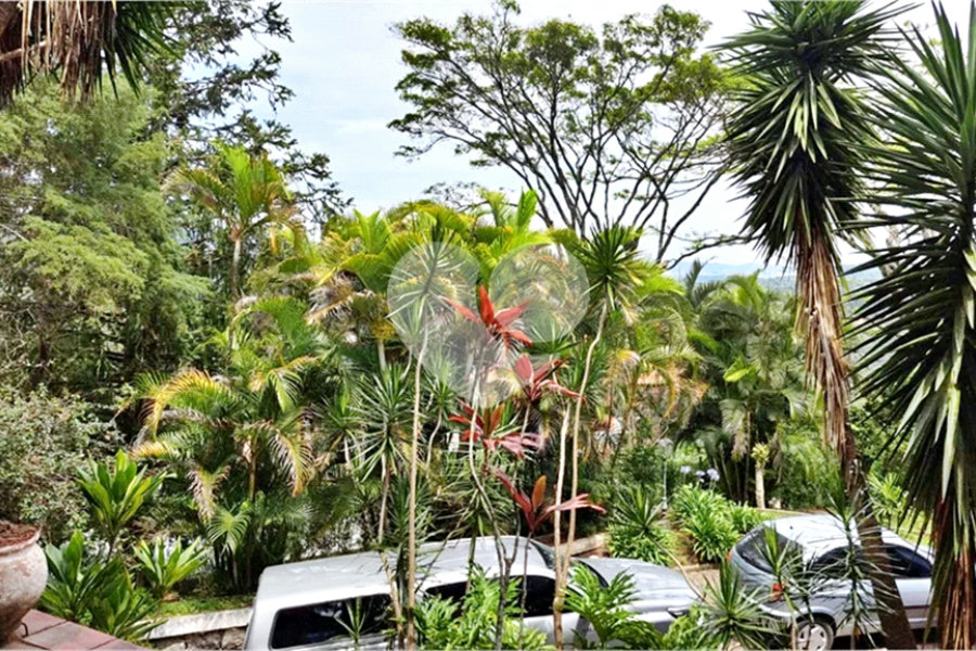 Casa à venda com 6 quartos, sendo 3 suítes, em Serra da Cantareira, Mairiporã, SP