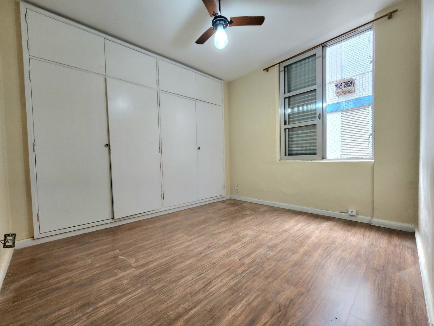 Apartamento próximo da praia com 1 dormitório, 2 banheiros à venda, 55 m² por R$ 420.000 - Pompéia - Santos/SP
