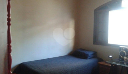 Casa Térrea à venda com 3 quartos, sendo 2 suítes,  em Jardim Floresta, São Paulo, SP