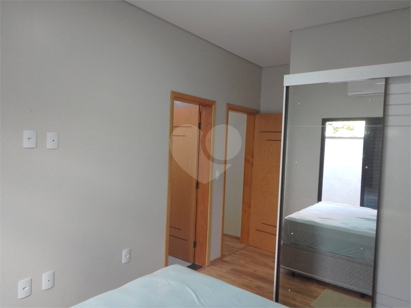Casa à venda com 3 suítes no condomínio Villa dos Inglezes, Sorocaba - SP
