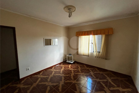 Casa à venda com 3 quartos, sendo 2 suítes,  em Jardim Itália, Itapetininga, SP