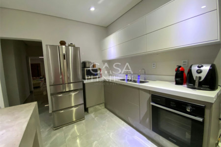 Casa à venda com 3 quartos, sendo 1 suíte, em Jardim Paulistano, Sorocaba, SP