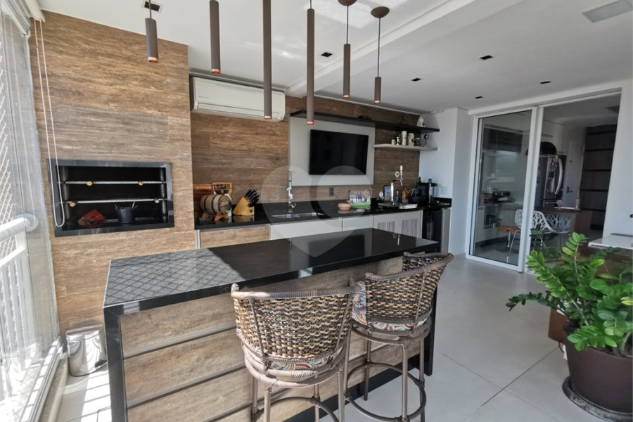 Apartamento à venda com 3 suítes em Morumbi, São Paulo, SP