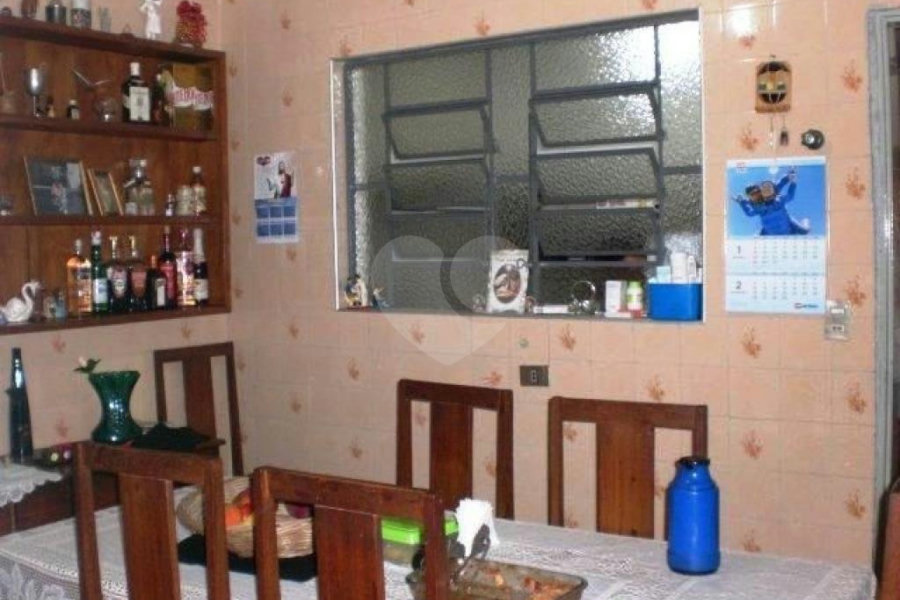Sobrado à venda com 3 quartos em Jardim Peri, São Paulo, SP