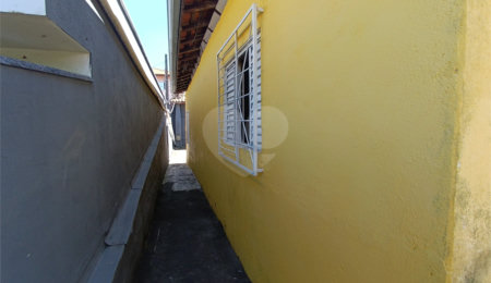 Casa à venda com 3 quartos em Jardim Maria Trindade, São Roque, SP