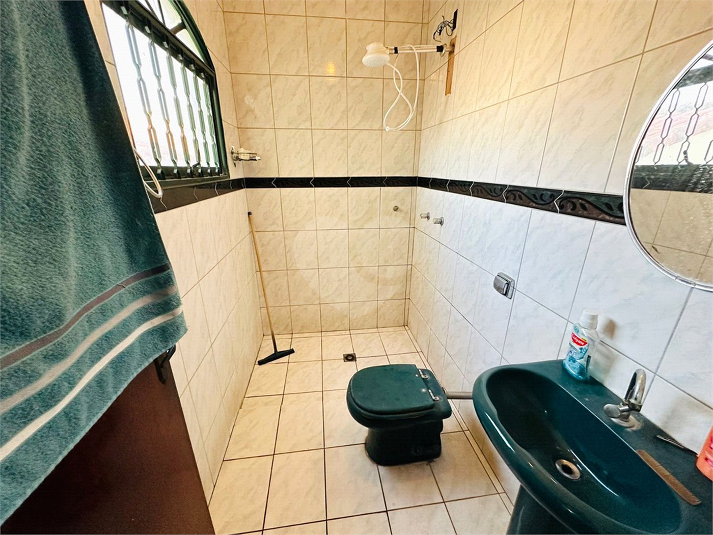 Sobrado à venda com 3 quartos, sendo 1 suíte,  em Jardim Regina, Indaiatuba, SP