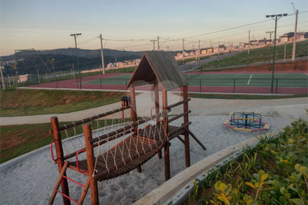 Terreno à venda no condomínio Paradise Garden, Mogi das Cruzes - SP