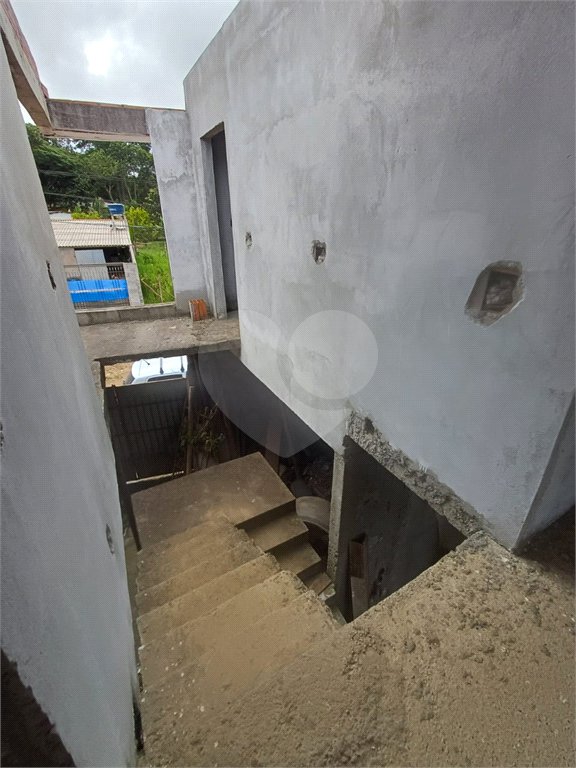Casa à venda com 2 suítes no condomínio Ricieri, Mogi das Cruzes - SP
