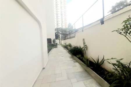 Apartamento à venda com 3 quartos em Moema, São Paulo, SP