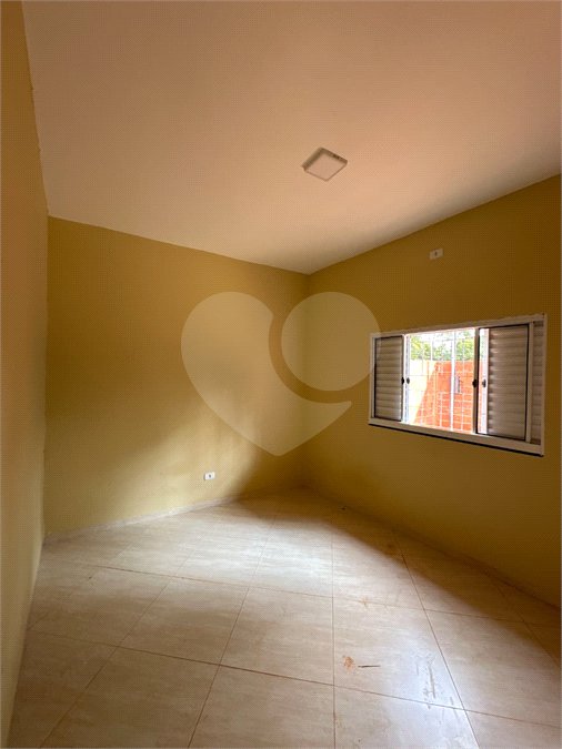 Casa à venda com 2 quartos em Residencial Solaris, Ponta Porã, MS