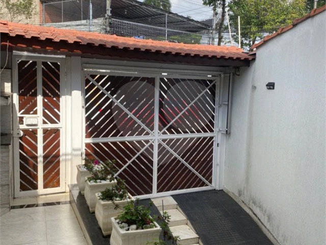 Sobrado à venda com 3 quartos em Tremembé, São Paulo, SP