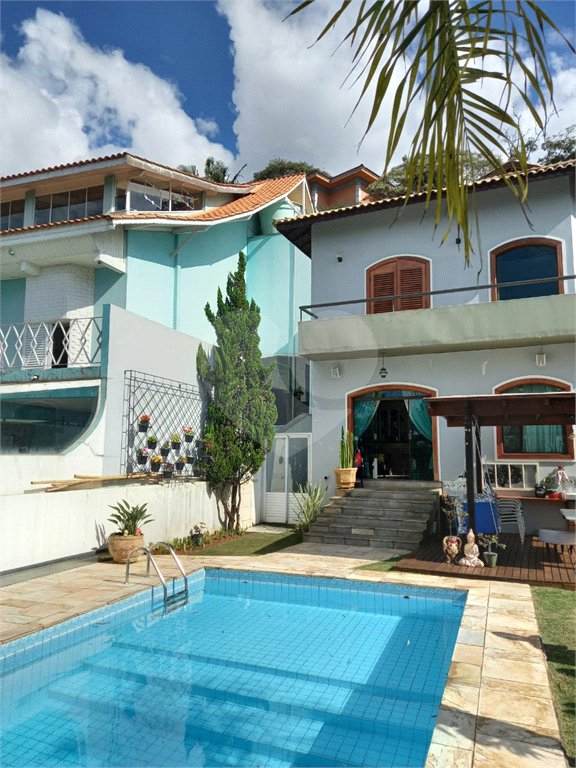 Casa à venda com 4 suítes no condomínio Bibi II, São Paulo - SP