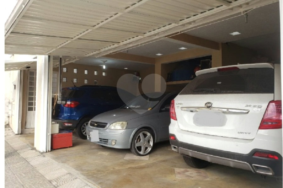 Sobrado à venda com 3 quartos, sendo 1 suíte, em Parada Inglesa, São Paulo, SP
