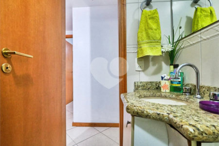 Apartamento à venda com 3 quartos, sendo 2 suítes, em Tijuca, Rio de Janeiro, RJ