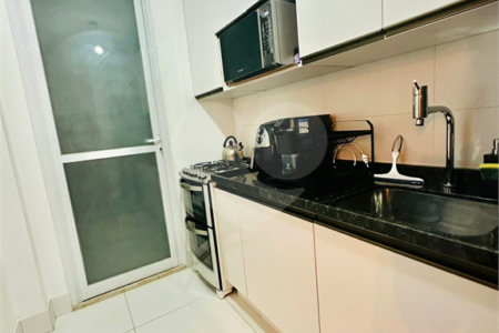 Apartamento à venda com 3 quartos, sendo 1 suíte,  em Vila Andrade, São Paulo, SP
