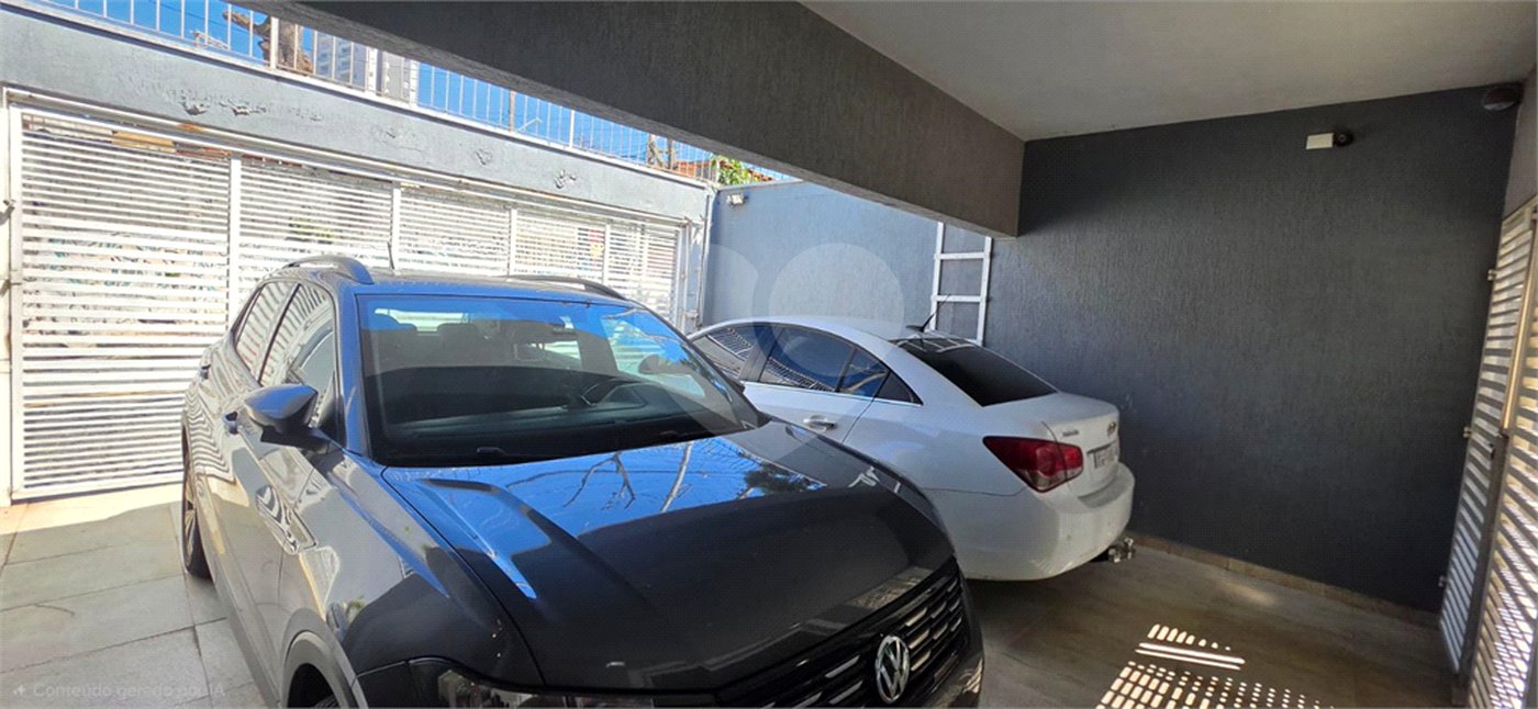 Casa Térrea à venda ou para alugar com 8 quartos, sendo 4 suítes, em Vila Pereira Barreto, São Paulo, SP