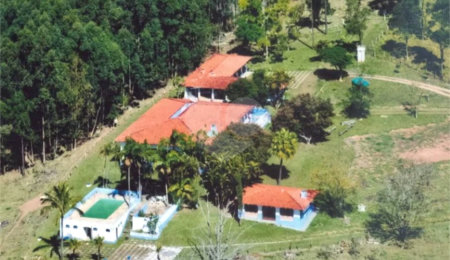 Sítio à venda com 6 quartos, sendo 5 suítes,  em Dos Mimis, Piracaia, SP