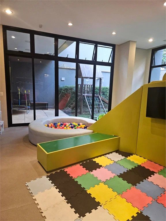 Apartamento à venda com 2 quartos, sendo 1 suíte, em Pinheiros, São Paulo, SP
