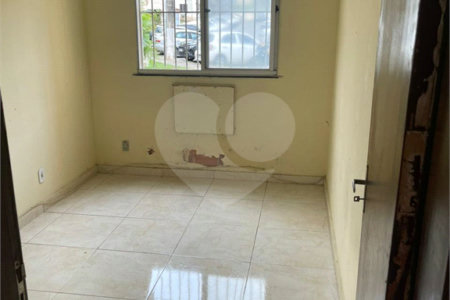 Apartamento para alugar com 2 quartos em Senador Vasconcelos, Rio de Janeiro, RJ