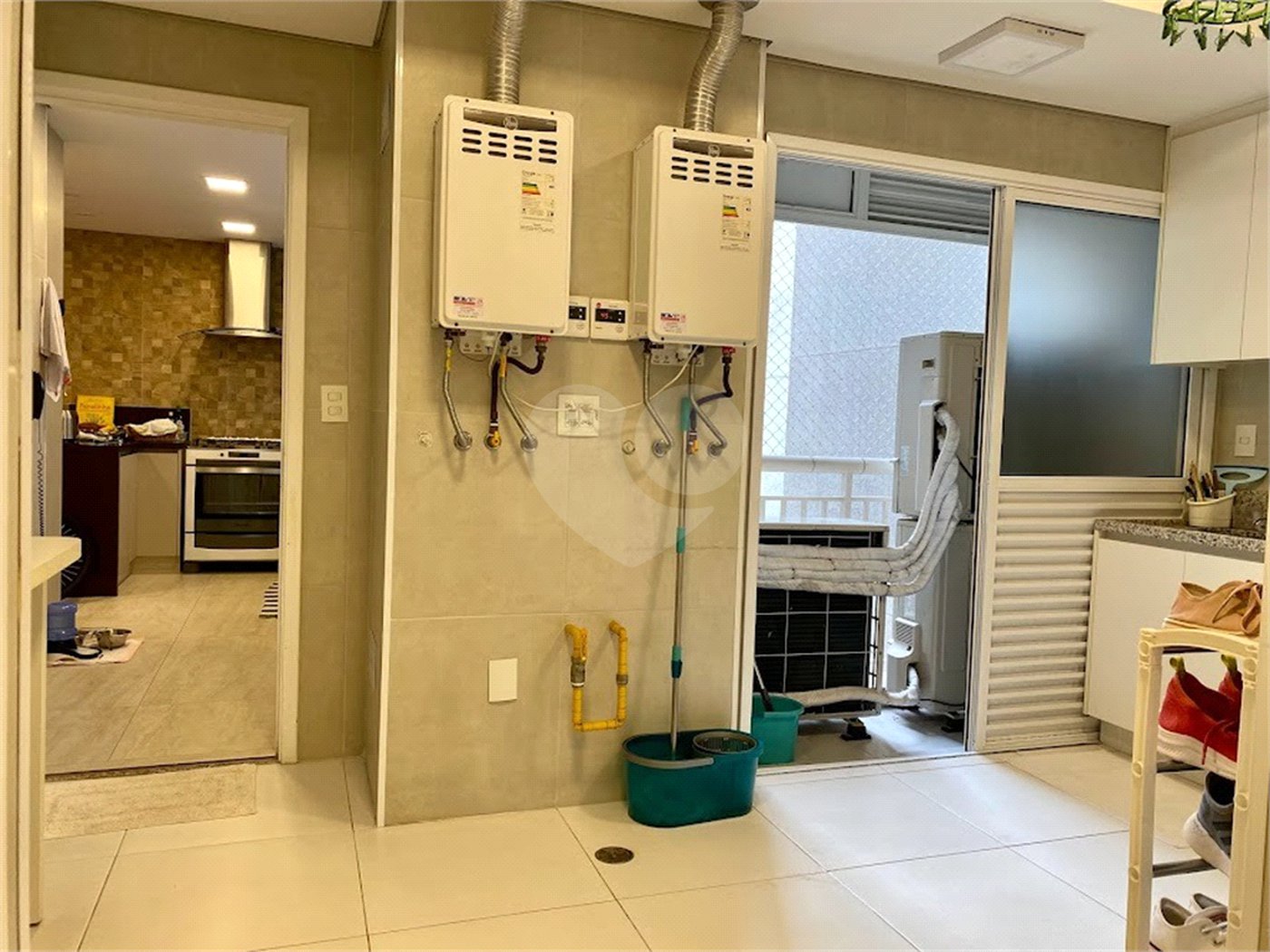 Apartamento à venda com 3 suítes em Vila Suzana, São Paulo, SP