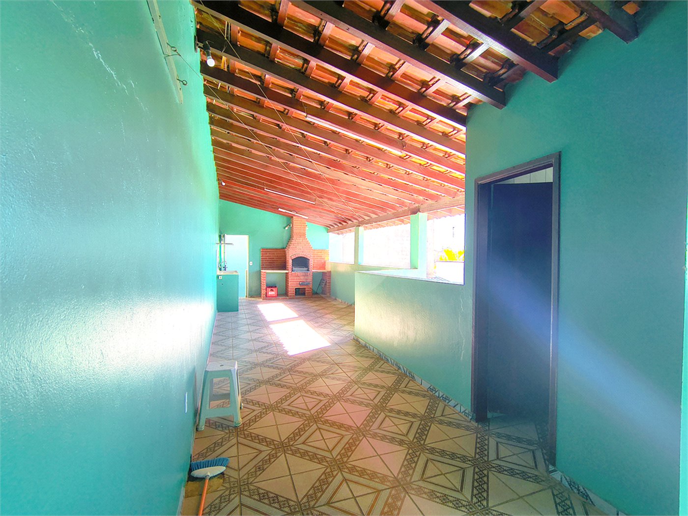 Sobrado à venda com 3 quartos, sendo 1 suíte,  em Jardim Alice, Indaiatuba, SP