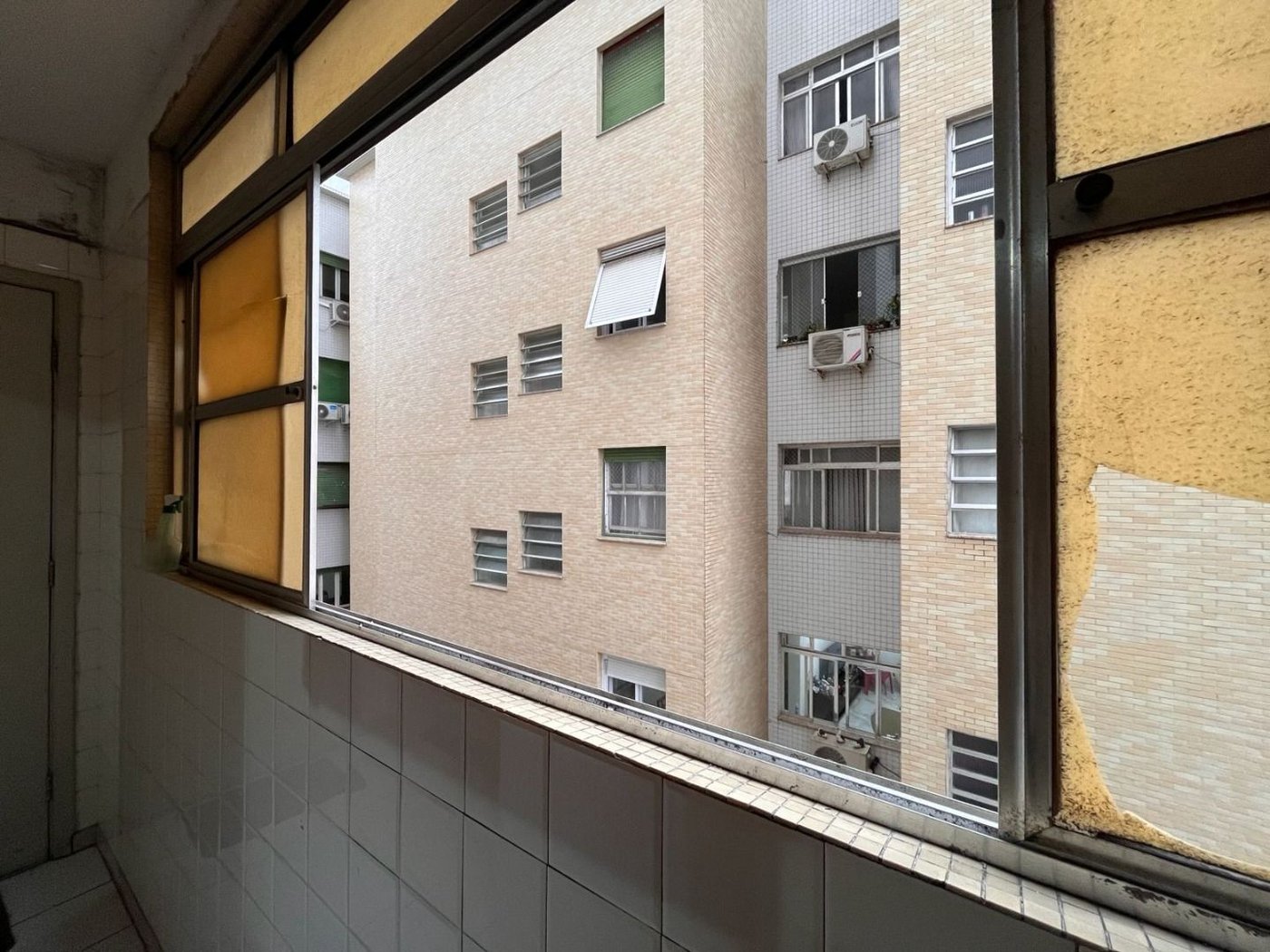 Apartamento com 2 dormitórios à venda, 94 m² por R$ 650.000,00 - Gonzaga - Santos/SP