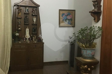 Casa à venda com 5 quartos, sendo 4 suítes,  em Vila Tramontano, São Paulo, SP