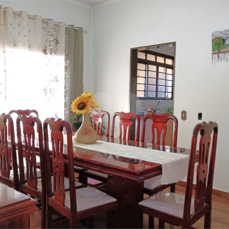 Casa à venda com 3 quartos, sendo 1 suíte, em Parque dos Bandeirantes, Ribeirão Preto, SP