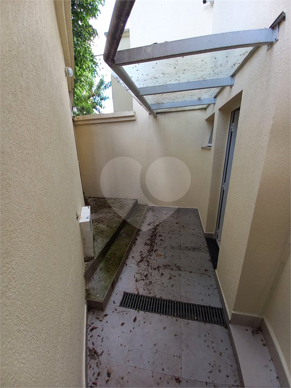 Sobrado para alugar com 2 suítes em Jardim Morro Verde, São Paulo, SP
