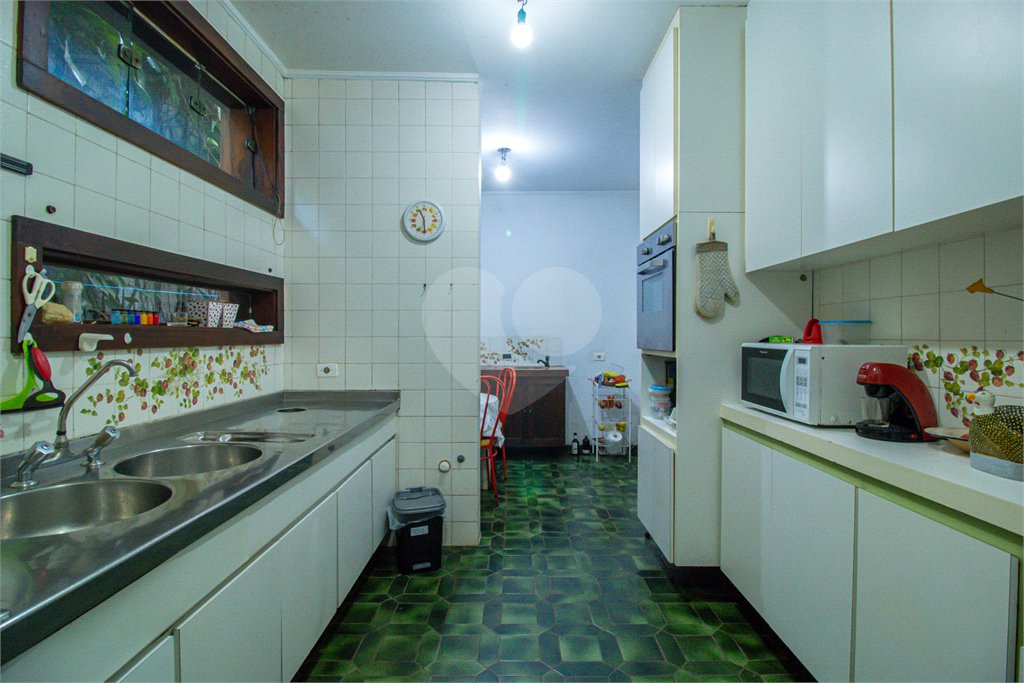 Casa à venda com 4 quartos, sendo 2 suítes, em Chácara Flora, São Paulo, SP