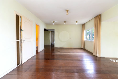 Apartamento à venda com 4 quartos, sendo 3 suítes, em Água Fria, São Paulo, SP