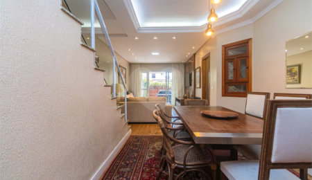Casa à venda com 4 quartos, sendo 2 suítes,  em Jardim Prudência, São Paulo, SP