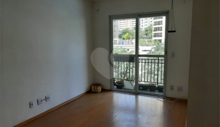 Apartamento à venda ou para alugar com 3 quartos, sendo 1 suíte, em Vila Suzana, São Paulo, SP