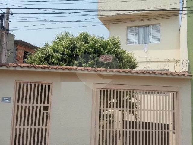 Sobrado à venda com 3 quartos, sendo 1 suíte,  em Tremembé, São Paulo, SP