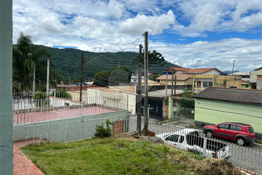 Casa à venda com 4 quartos em Serra da Cantareira, Mairiporã, SP
