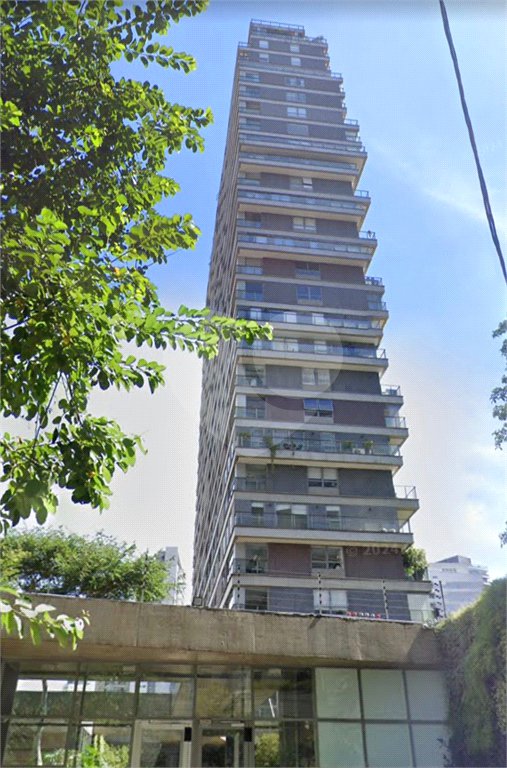 Apartamento à venda ou para alugar com 2 suítes em Vila Nova Conceição, São Paulo, SP