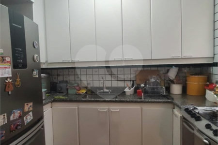 Sobrado à venda com 3 quartos, sendo 1 suíte, em Cambuci, São Paulo, SP