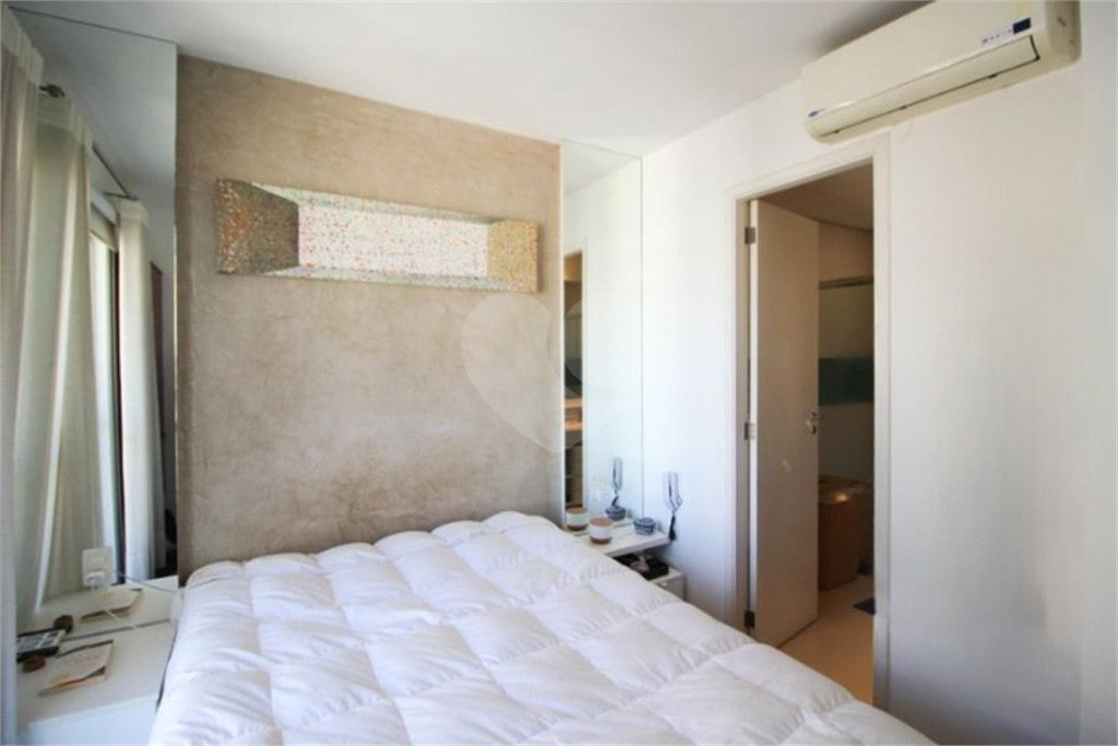 Apartamento à venda com 2 quartos, sendo 1 suíte,  em Itaim Bibi, São Paulo, SP