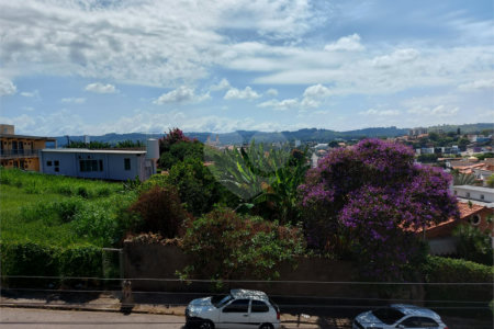Sobrado à venda com 5 quartos, sendo 4 suítes, em Santa Rosa, Vinhedo, SP