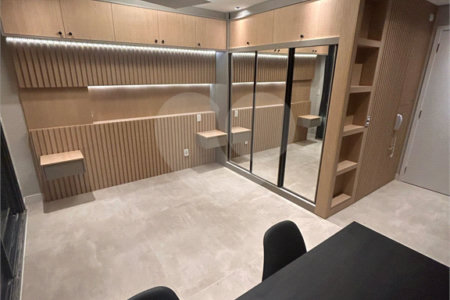 Apartamento à venda ou para alugar com 1 suíte em Pinheiros, São Paulo, SP