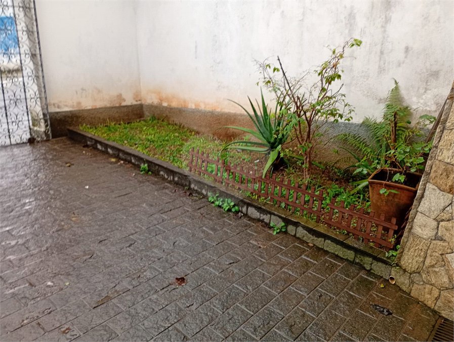 Sobrado à venda ou para alugar com 3 quartos, sendo 1 suíte, em Horto, São Paulo, SP