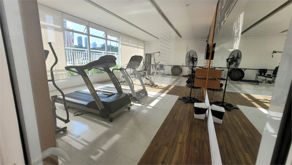 Apartamento à venda com 2 quartos, sendo 1 suíte, em Morumbi, São Paulo, SP