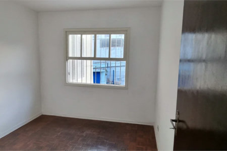 Casa à venda com 3 quartos, sendo 1 suíte, em Jardim Rosa Maria, São Paulo, SP