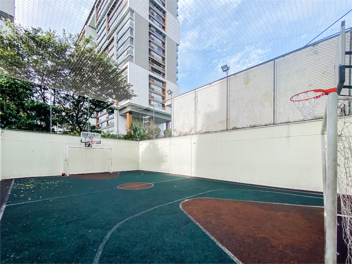 Apartamento à venda com 4 quartos, sendo 3 suítes, em Brooklin Paulista, São Paulo, SP