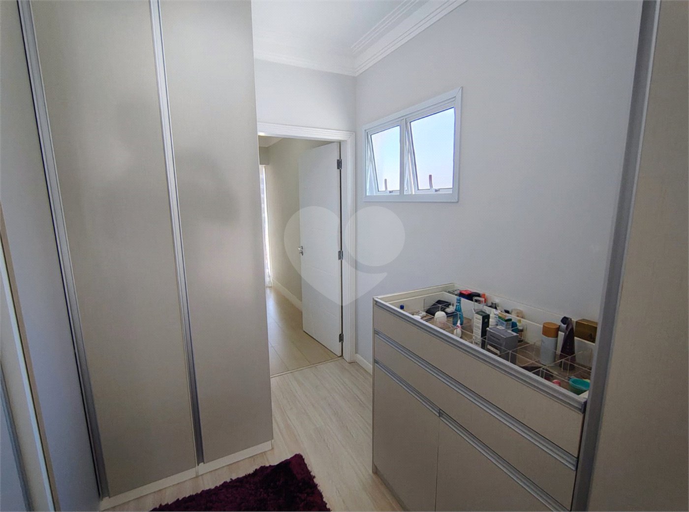 Casa à venda com 3 quartos, sendo 1 suíte,  em Horto Santo Antonio, Jundiaí, SP